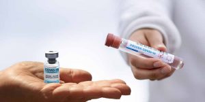 Vaccini Pfizer e AstraZeneca perde efficacia dopo la seconda dose