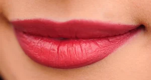 Tipi di rossetto in base alla forma delle labbra