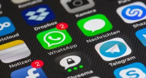 WhatsApp apre alla comunicazioni con altri messenger