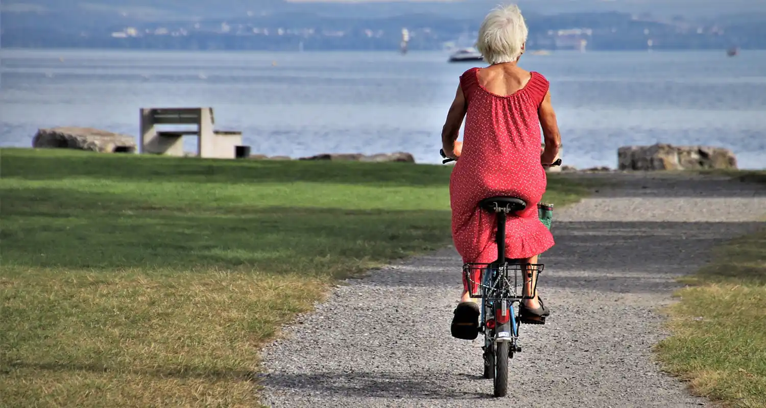 Pensione di Vecchiaia Senza Contributi per le Donne in Italia